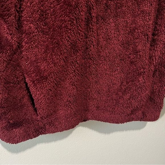 EXPRESS- Long Sleeve Fluffy Half Zip Sweater Size XS - Picture 3 of 4